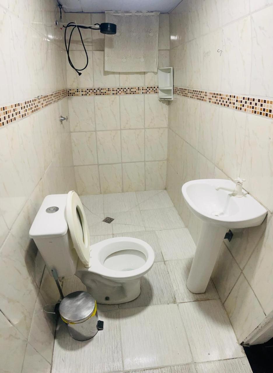 Casa Fundos Eco City 03 Simples E Confortavel Com 2 Quartos E Garagem Curitiba Exterior foto